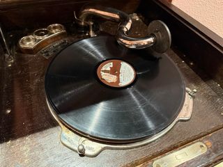 Gramófono salón decca 1920