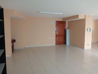 Local comercial en venta en Muriedas en Camargo