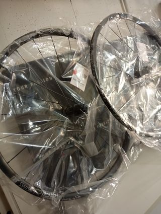 Coppia Di Ruote Bici Da Corsa Disc DT Swiss P1850 