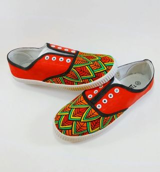 Zapatillas lona pintadas a mano (Plumas, 37)