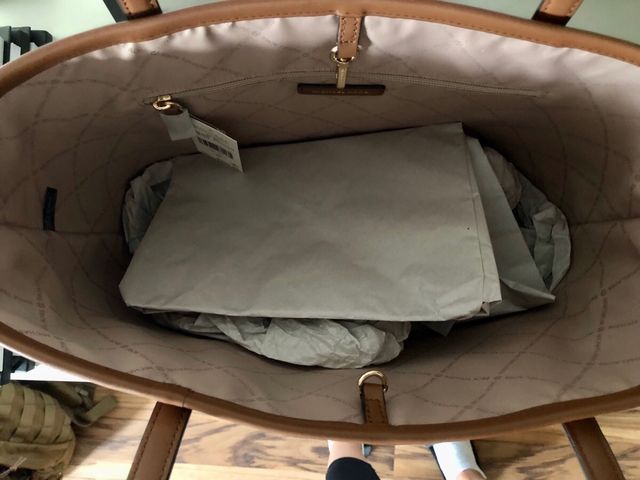 MICHAEL KORS BOLSO TOTE JET SET