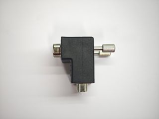 Adaptador VGA  macho/hembra ángulo 90 grados