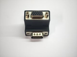 Adaptador VGA  macho/hembra ángulo 90 grados
