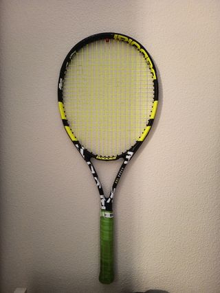 Raqueta de tenís
Regalo con grip nuevo