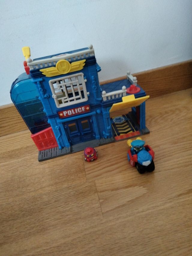 Comisaria superthings