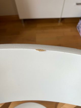 2 sillas de madera maciza