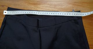 PANTALÓN STRADIVARIUS TALLA M