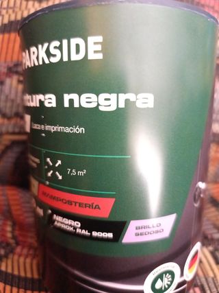 Bote de pintura. 2 en 1. Negro 