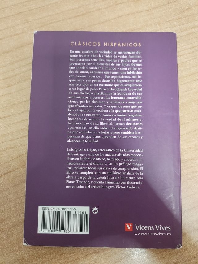 Historia De Una Escalera (Clásicos Hispánicos / Hispanic Classics Literature) (Spanish Edition)