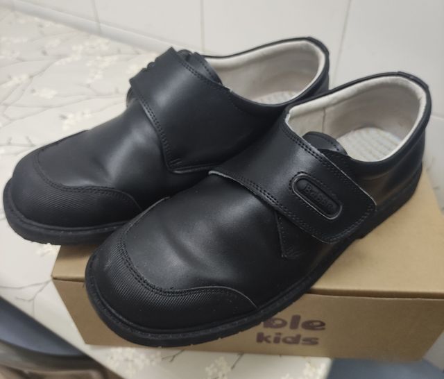 ZAPATOS ESCOLARES NEGROS 