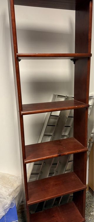 Estanteria de madera
