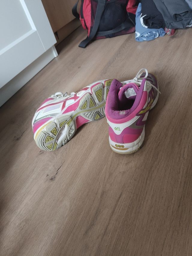 Zapatillas assics mujer volley ball 40