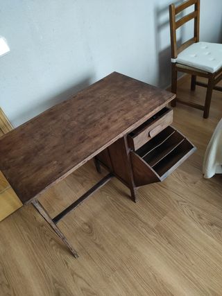 Mesa escritorio madera antigua