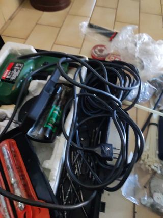 Trapano Bosch SB 350-2 con accessori