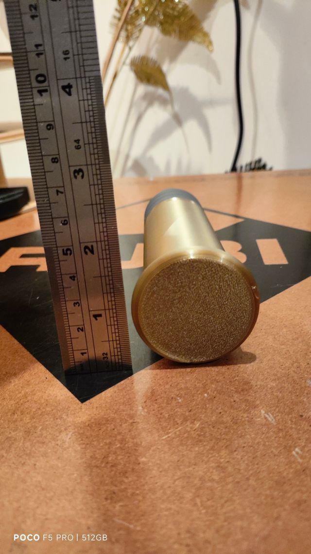 Figura decorativa 17 cm bala 22 lr 