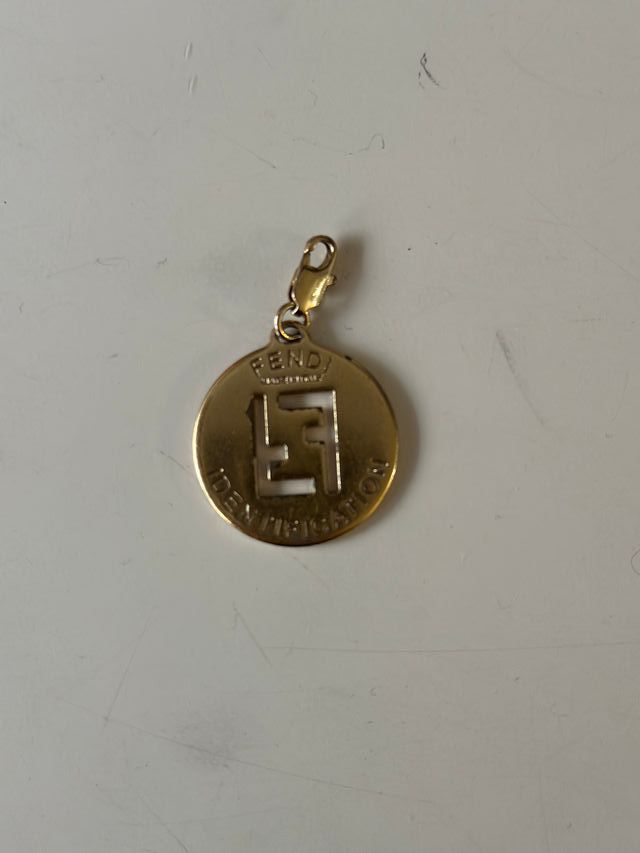Ciondolo fendi