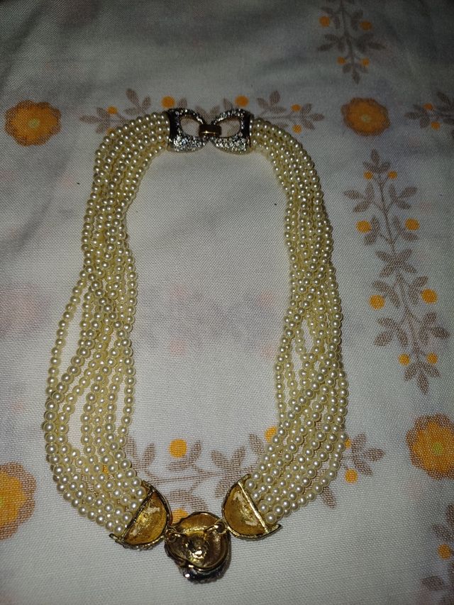 Collar vintage de perlas pequeñas