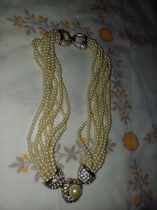Collar vintage de perlas pequeñas