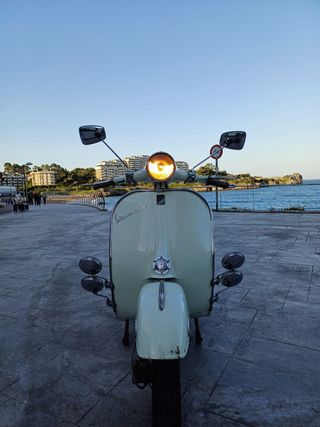 Vespa 125L