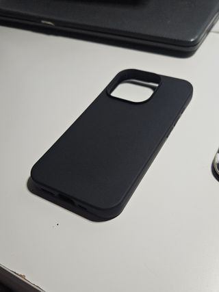 Cover per iPhone 15 pro nera opaca