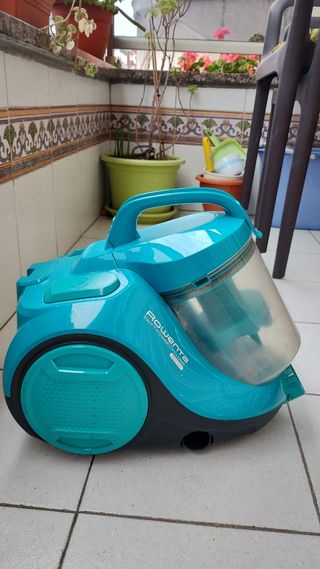 Aspirador Rowenta casi nueva