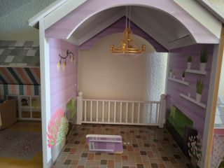 Casa de muñecas gigante