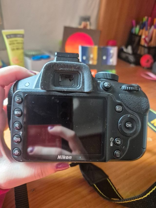 Nikon D3200 Cámara Reflex Digital y Mochila Hama