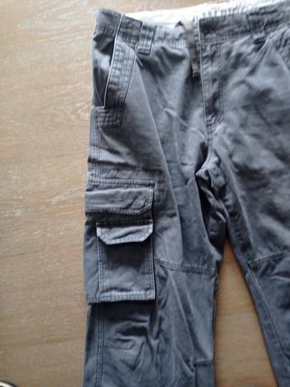 Pantalón militar gris
