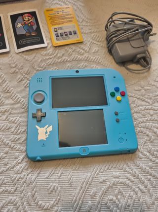 Nintendo 2DS edición especial Pokémon Sol
