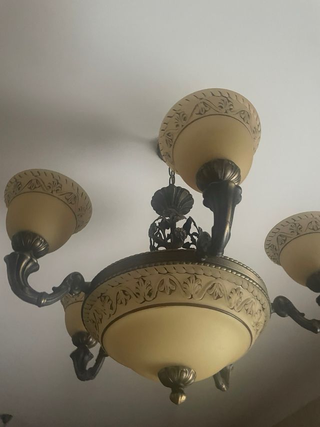 Dos lámparas de salón