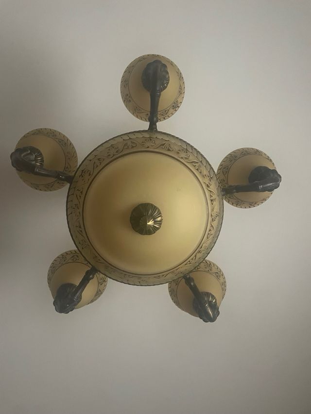 Dos lámparas de salón