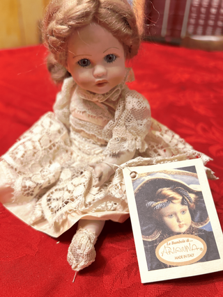 Bambola di porcellana "Vanessa"