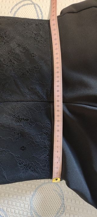 Vestido fiesta con encaje