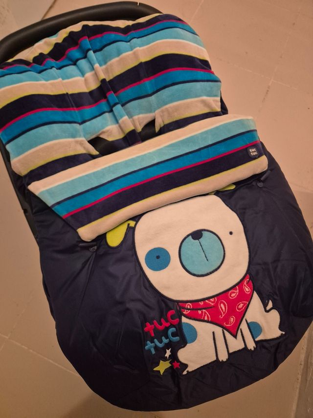 Funda saco maxicosi y manoplas tuc tuc
