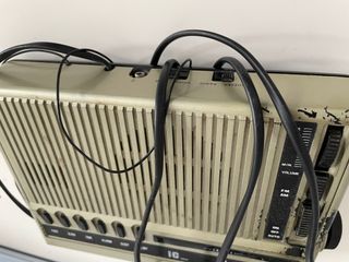 Radio despertador OSKAR