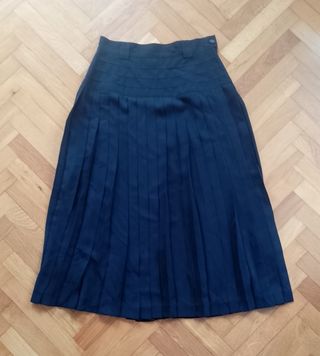 Falda Plisada Negra 