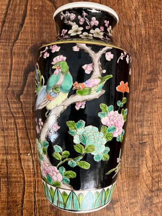 Jarrón japonés vintage de estilo Familia Negra