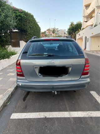 Mercedes-Benz Clase C 2004