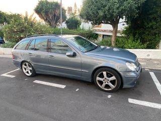 Mercedes-Benz Clase C 2004