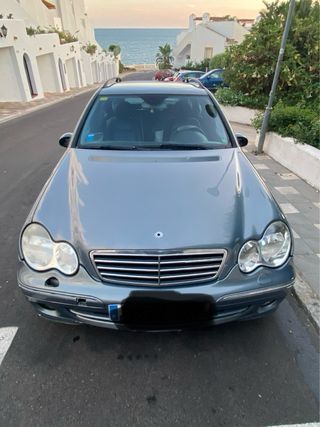 Mercedes-Benz Clase C 2004