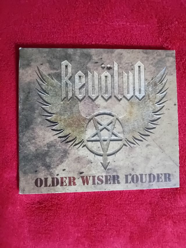 CD Revolvo Older wiser louder