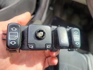 Comando specchietti clk 208