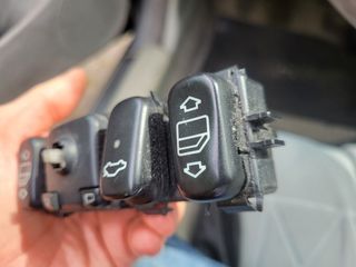 Comando specchietti clk 208