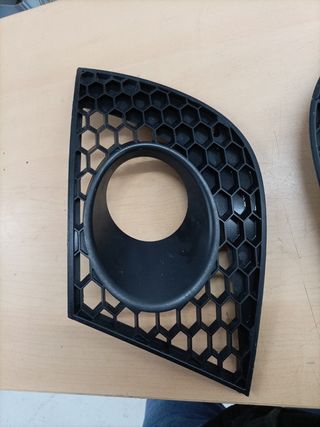 Rejillas antiniebla Leon 2 FR original