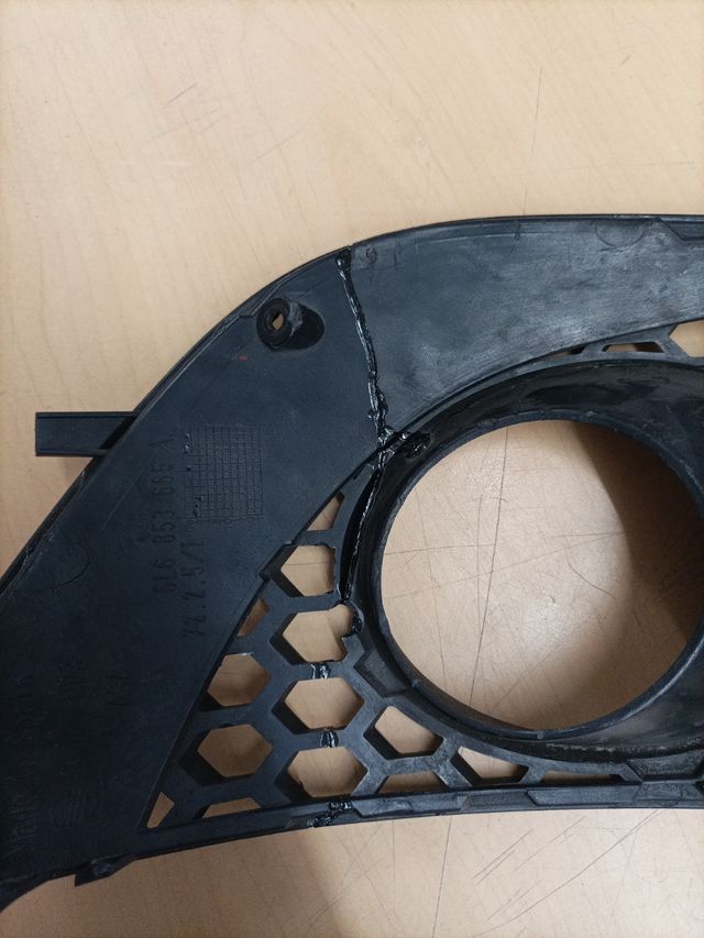 Rejillas antiniebla Leon 2 FR original