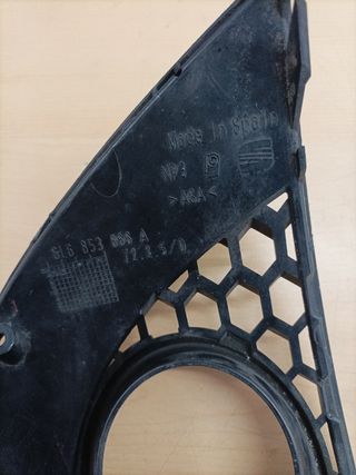 Rejillas antiniebla Leon 2 FR original