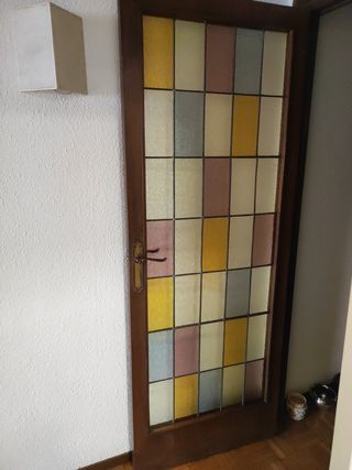 4 Puertas (2 madera lisa + 2 con cristales)