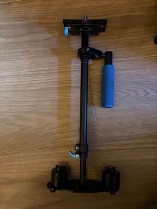 Steadycam Neewer  Estabilizador manual con acces