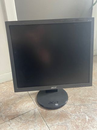 Pantalla de ordenador sobremesa Acer 