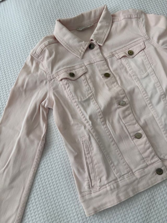 Cazadora vaquera rosa